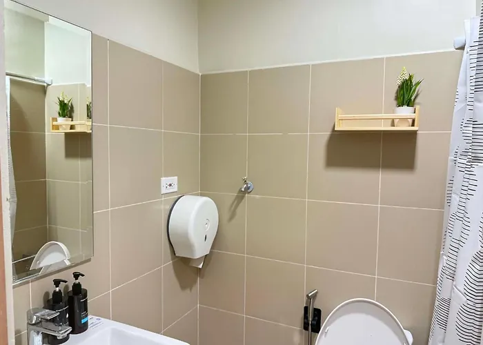 1bedroom With Balcony Poolview At Shore3 Near Moa And Naia With Netflix And Pool Newlyturnover Unit مانيلا