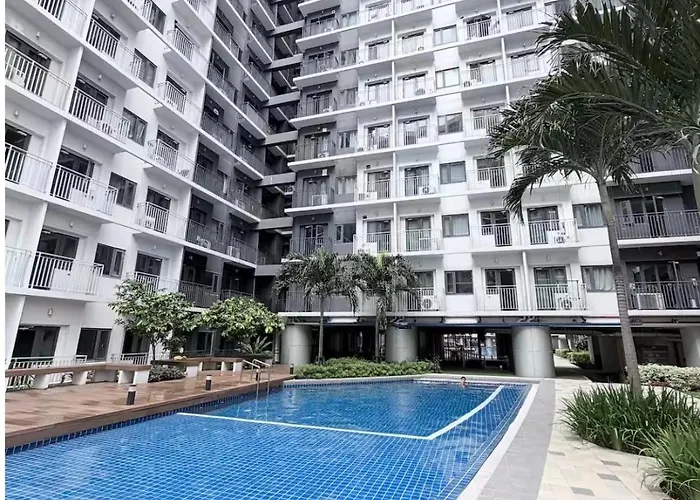 1bedroom With Balcony Poolview At Shore3 Near Moa And Naia With Netflix And Pool Newlyturnover Unit مانيلا