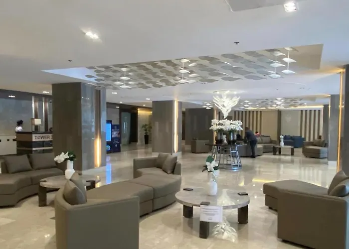 1bedroom With Balcony Poolview At Shore3 Near Moa And Naia With Netflix And Pool Newlyturnover Unit *